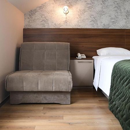 Hotel Garden نوفي ساد المظهر الخارجي الصورة