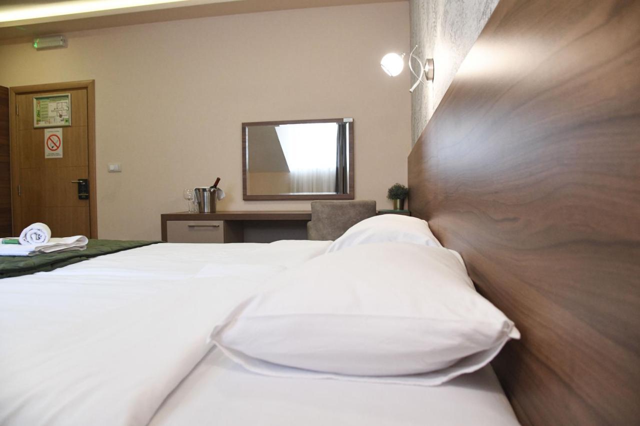 Hotel Garden نوفي ساد المظهر الخارجي الصورة